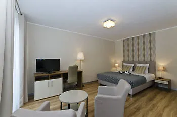 Apartament - D&c 4*